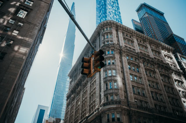 Instagram POST 07 01 — UNSTAGED · SERIE /002 · MOMENT /018 · ARCHIVE ID S002-M018 · SOURCE L014-M028.