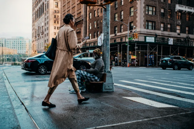 Instagram POST 04 01 — UNSTAGED · SERIE /001 · MOMENT /022 · ARCHIVE ID S001-M022 · SOURCE L014-M008.
